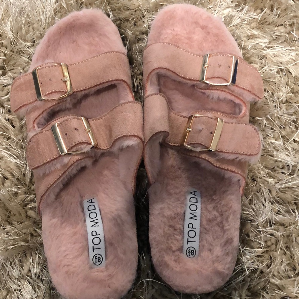 Double buckle furry sandals